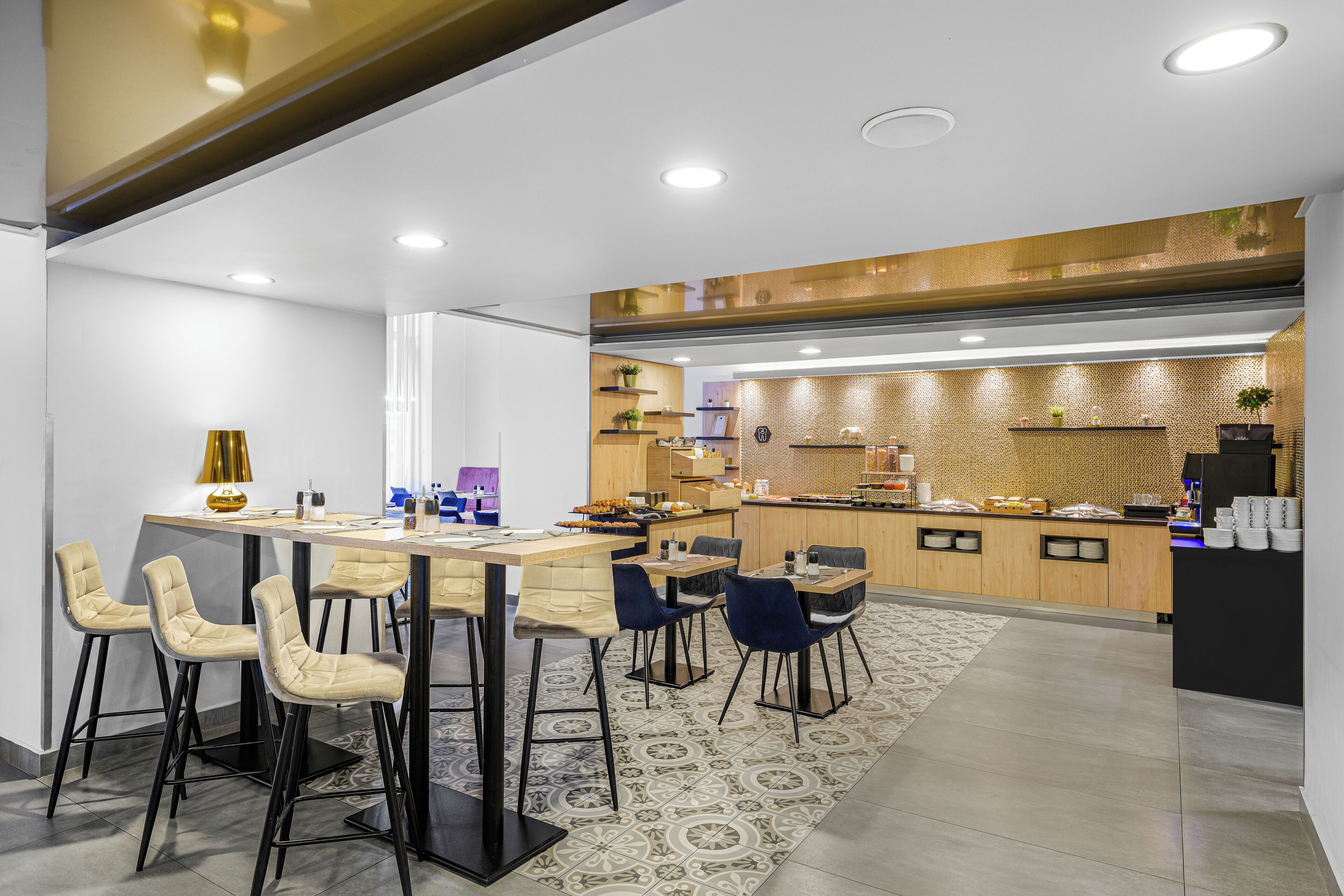 daily buffet breakfast (eur 15 per person)