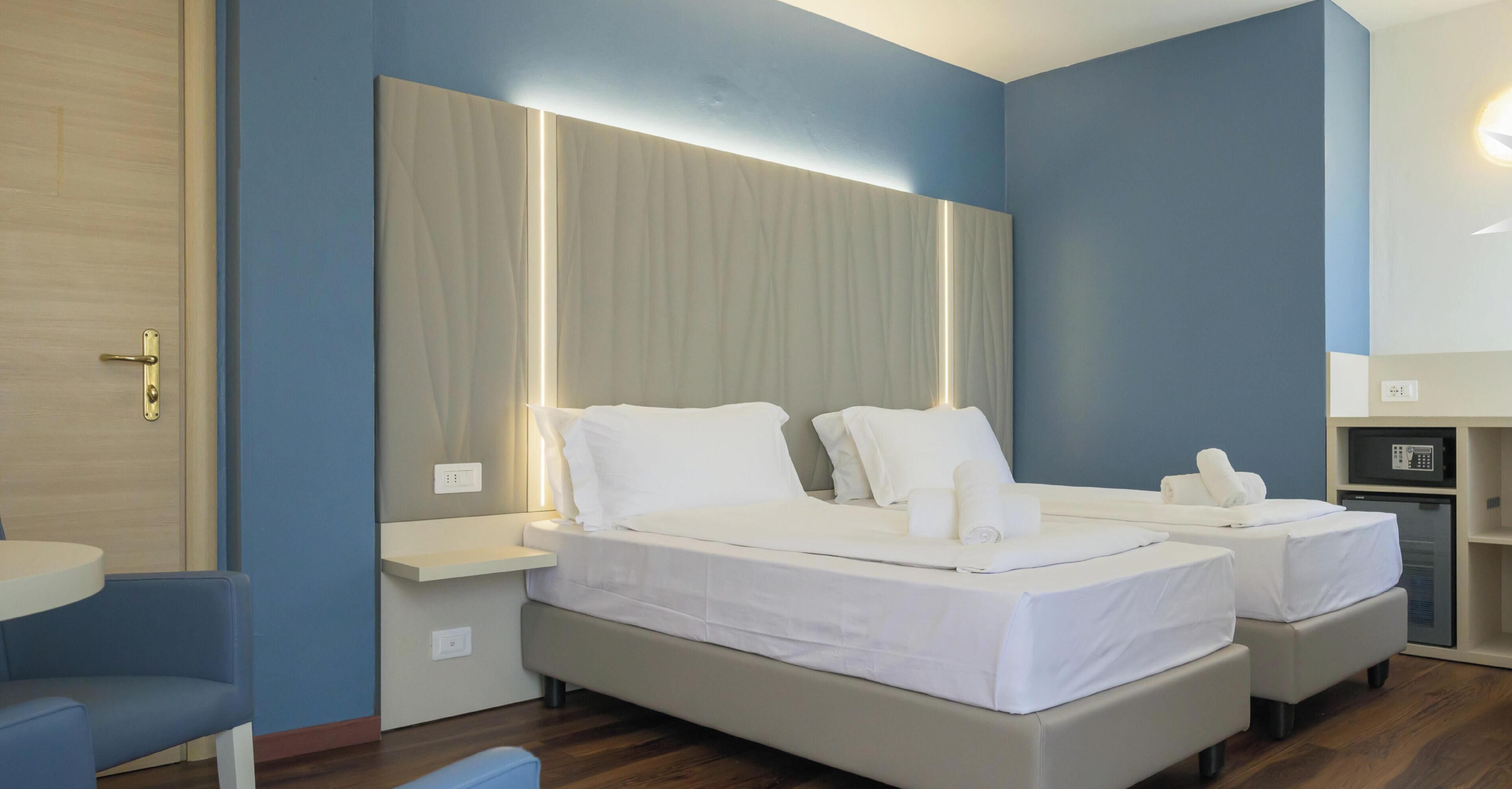 Dobbeltrom – superior | Minibar, safe på rommet, individuelt innredet og skrivebord