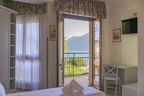 Standard Plus Room with Double Bed or 2 Single Beds | Minibar, in-room safe, individually furnished, desk