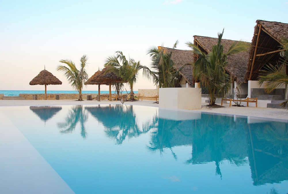 Nur Beach Hotel by null