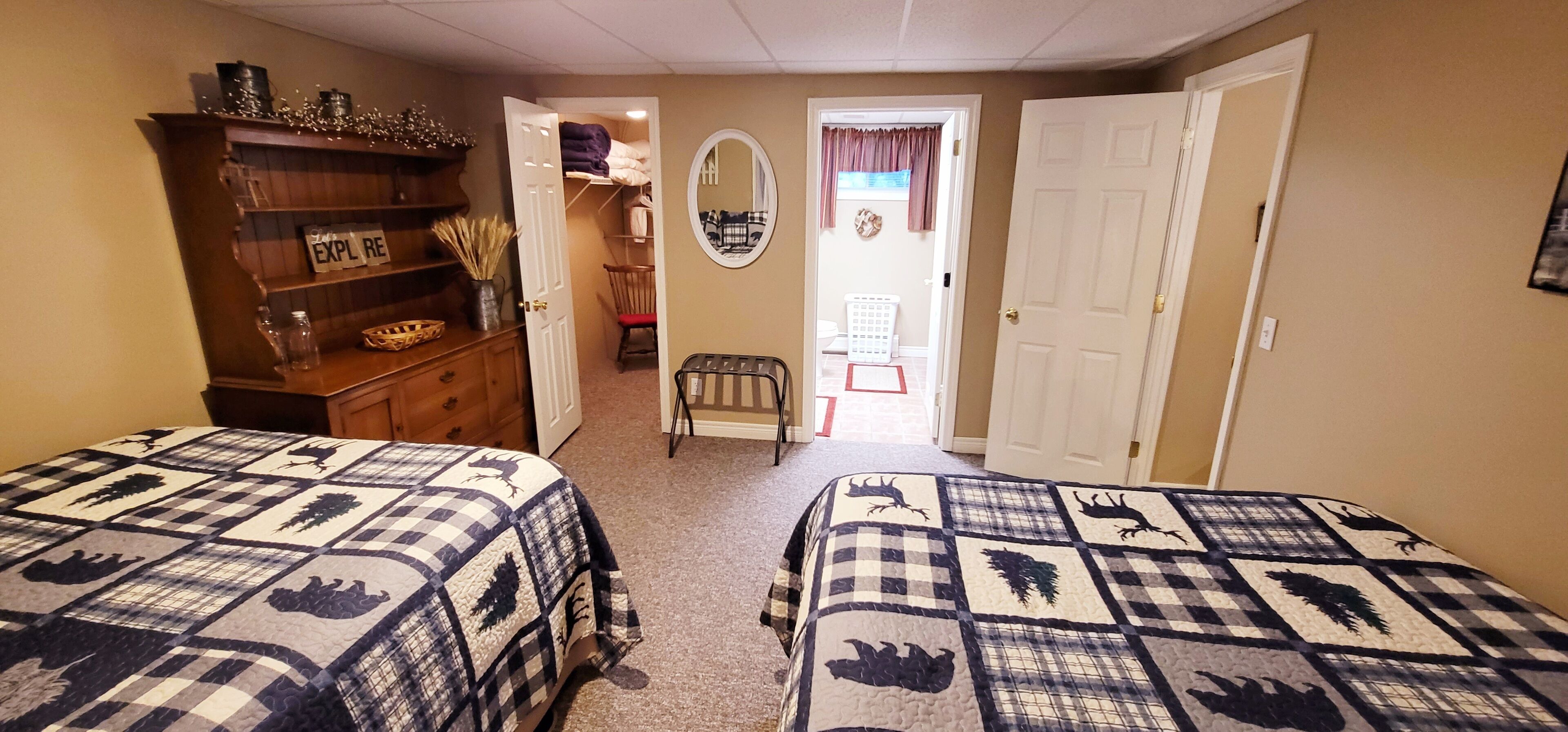 deluxe room, mountain view | 1 bedroom, premium bedding, individually decorated