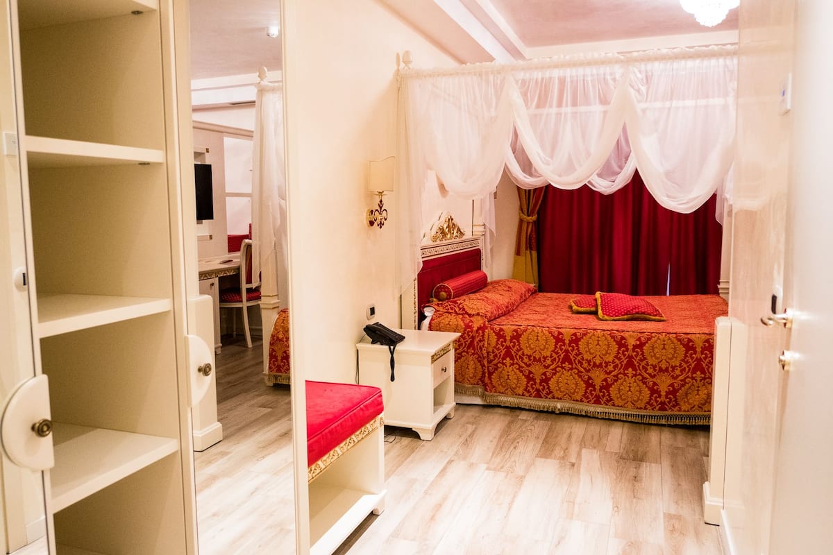 Suite Exclusive, 1 trÚs grand lit | Draps italiens Frette, literie de qualité supérieure