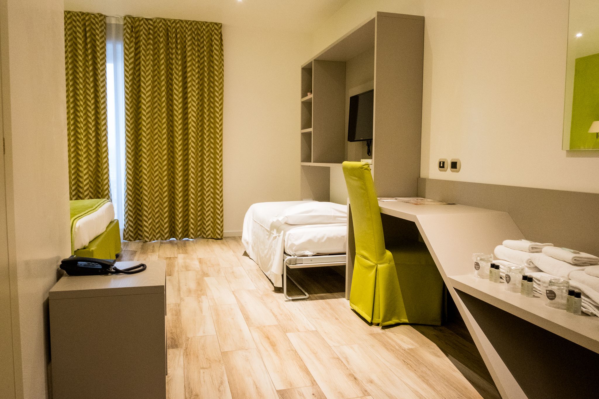 quadruple room | 1 bedroom, frette italian sheets, premium bedding, down duvets