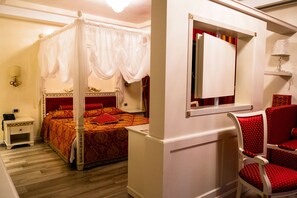 Suite exclusiva, 1 cama de matrimonio grande | Sábanas italianas Frette y ropa de cama de alta calidad