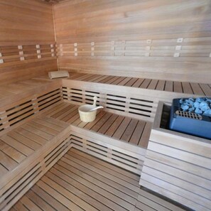 Sauna, hot tub, steam room, Turkish bath, body treatments, body scrubs