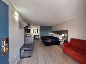 Room, 1 King Bed, Non Smoking | Desk, iron/ironing board, free WiFi, bed sheets