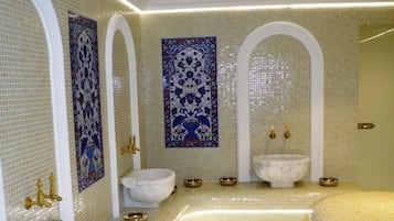 Turkish bath/hammam, body scrubs, massages