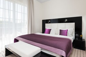 Premium bedding, minibar, desk, soundproofing - Boutique Apartmenty M&M (Mikolajki)