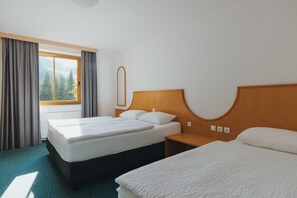 Apartment, 1 Bedroom, Balcony, Mountain View (Kitchen - 3 to 5 Adult) | 1 bilik tidur, katil bayi/kot (surcaj), Wi-fi percuma, cadar katil 