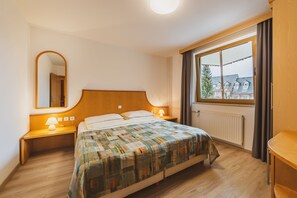 Apartment, 1 Bedroom, Balcony, Mountain View (Kitchen - 2  to 4 People)