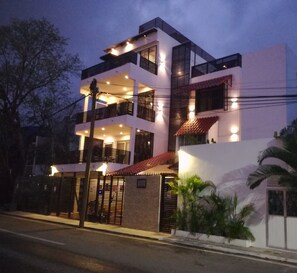 Front of property - Casa Fausta (Playa del Carmen)