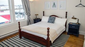 Room, 1 Queen Bed, Ocean View | Down comforters, iron/ironing board, free WiFi