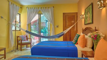 Room, 2 Queen Beds, Ensuite