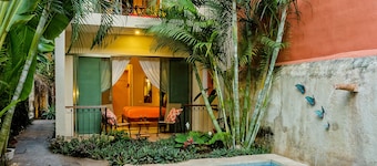Casa Del Maya Bed & Breakfast