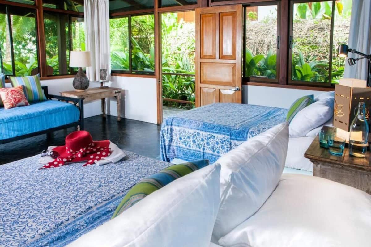 Love | 1 chambre, coffre-fort, literie fournie
