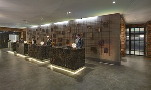 Comptoir d’enregistrement et de départ