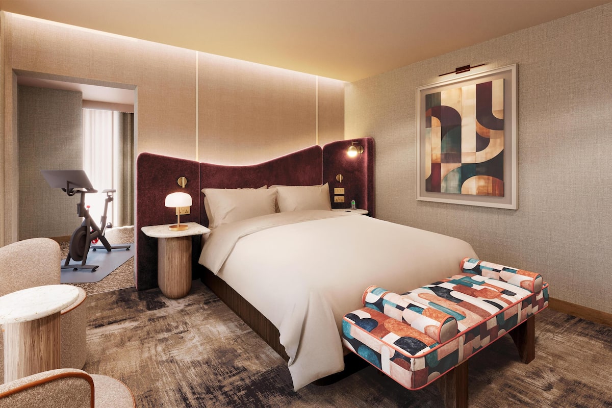 Premium Room, 1 King Bed