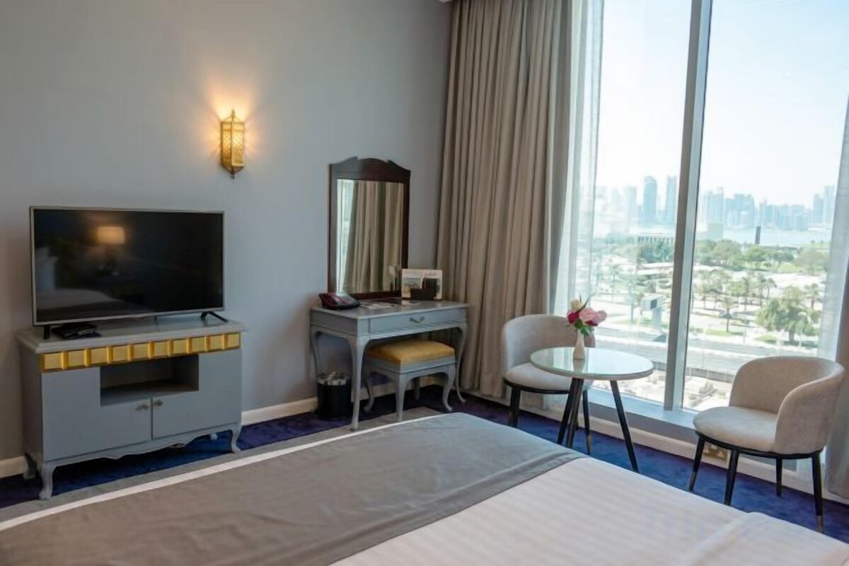 Premium bedding, pillowtop beds, minibar, in-room safe