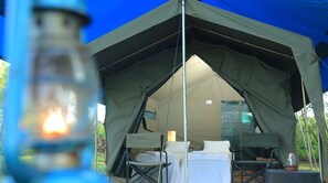 Premium bedding, memory-foam beds, individually furnished - Big Game - Udawalawe by Eco Team (Thanamalvila)