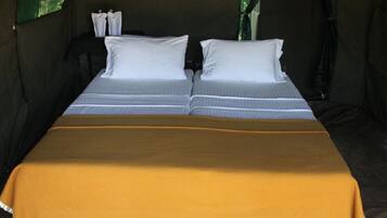 1 chambre, matelas mémoire de forme, ameublement personnalisé