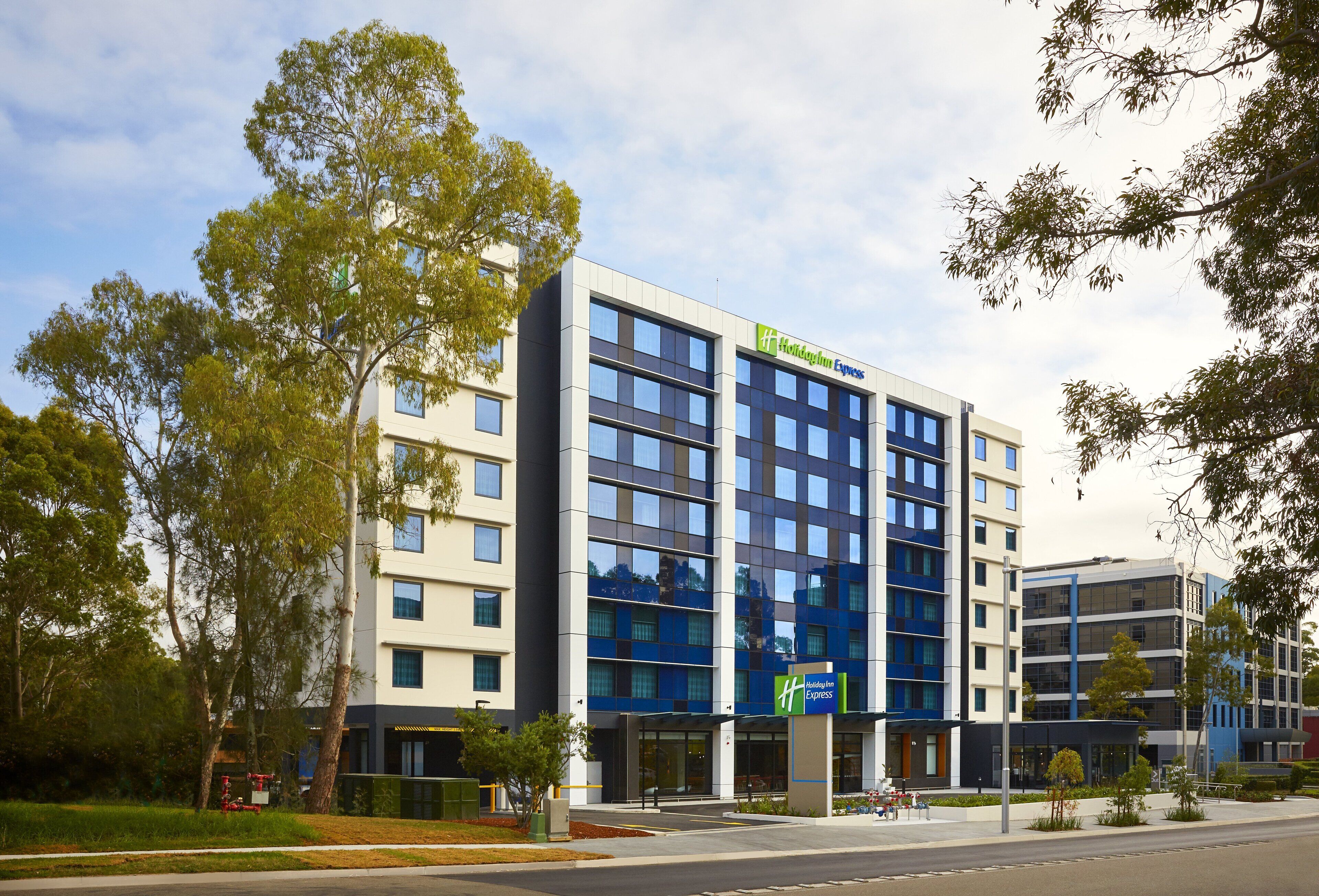 Photo - Holiday Inn Express Sydney Macquarie Park by IHG