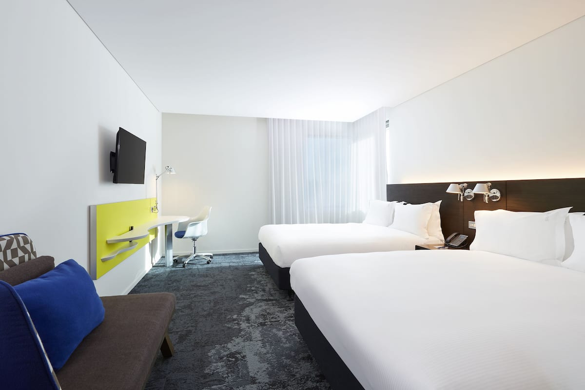 premium bedding, in-room safe, desk, laptop workspace