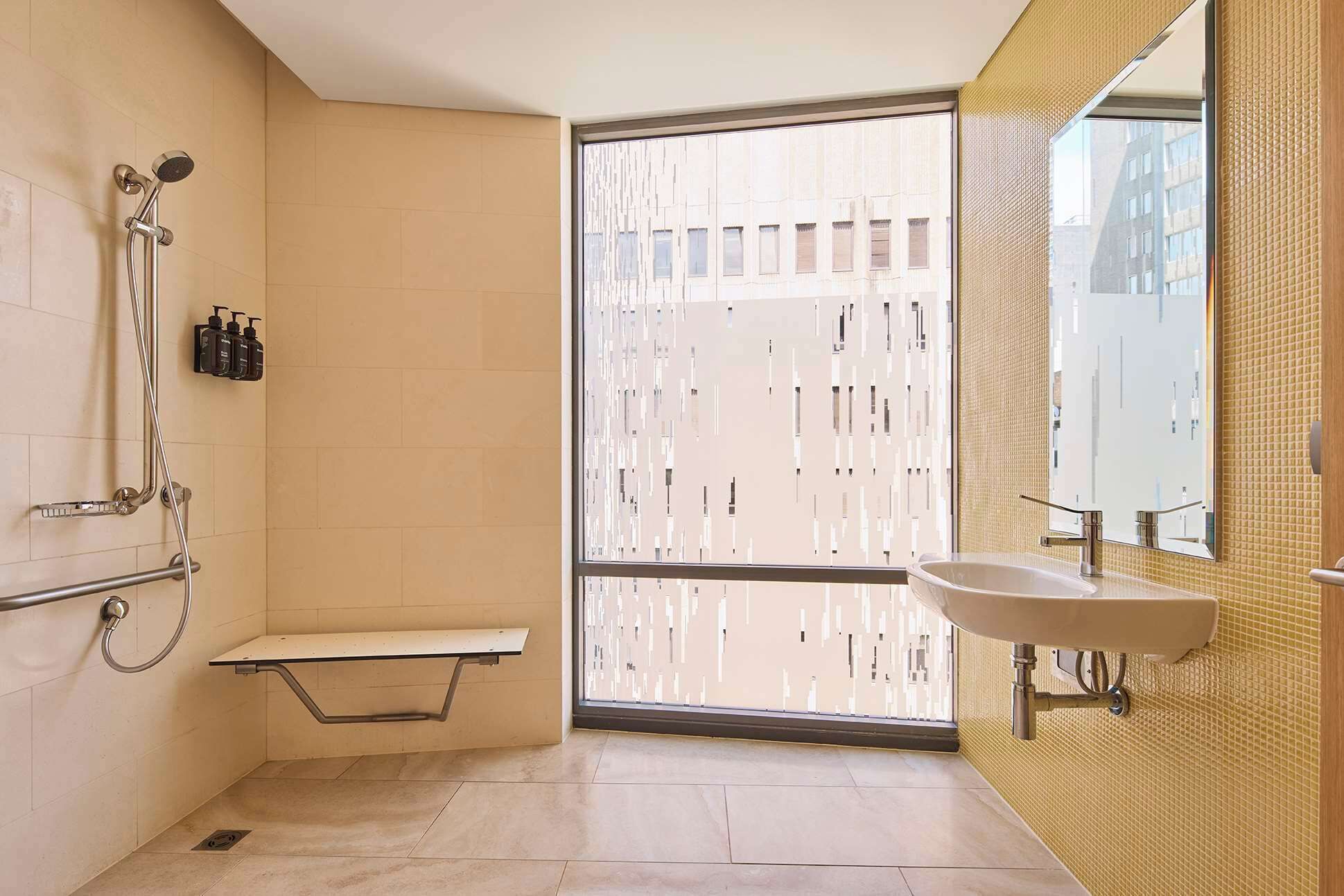 room, 1 queen bed, accessible | bathroom | shower, designer toiletries, hair dryer, towels