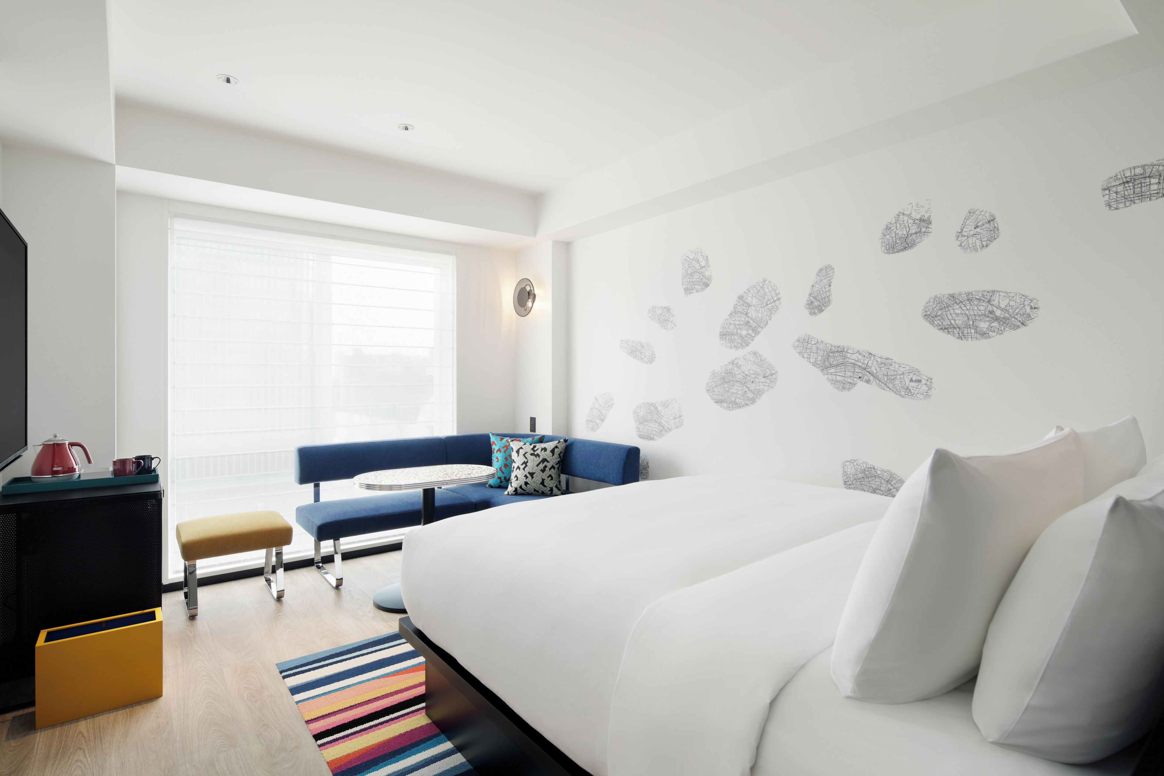 Loft, 1 Queen Bed | Down duvets, minibar, in-room safe, desk