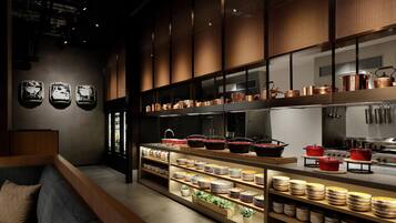 Breakfast, lunch and dinner served