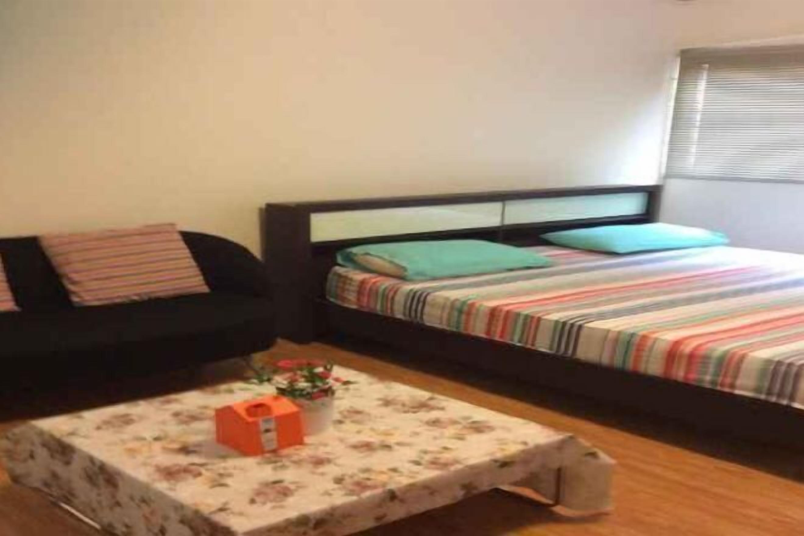 Minibar, desk, iron/ironing board, rollaway beds