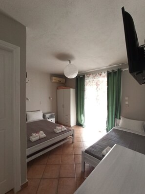 Ropa de cama de alta calidad y cortinas blackout 