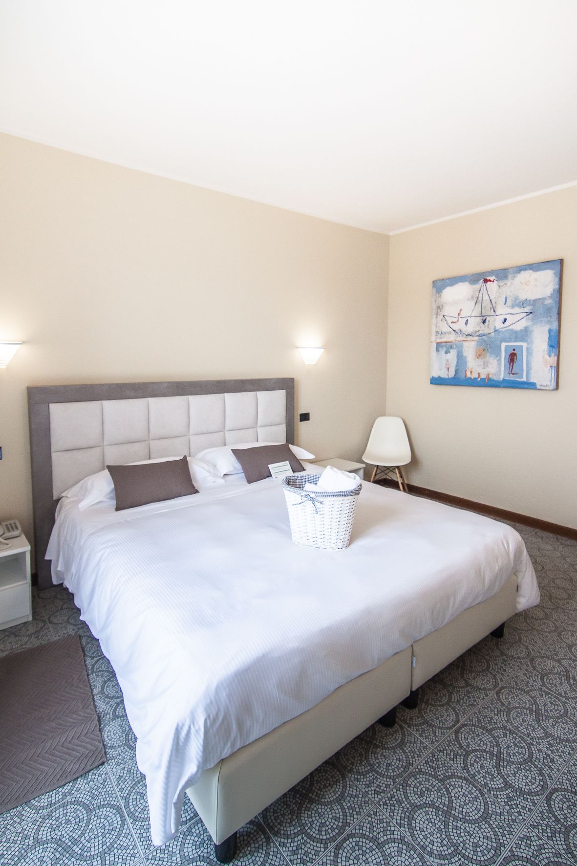 superior room | in-room safe, desk, soundproofing, free cots/infant beds
