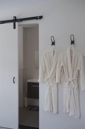 Appartement, 1 chambre, côté jardin | Équipements de salle de bain