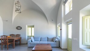 Romantic Villa, 2 Bedrooms, Garden Area | Living area - 1897 Old River Mansion (Santorini)