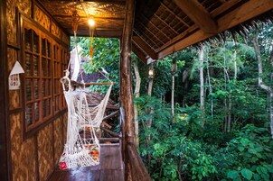 传统宿舍, 男女混合宿舍, 阳台 | 客房景观