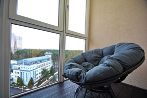 Business Apartment, 1 Bedroom, Kitchen (Nezavisimosti prosp., 88-236) | Terrace/patio - Apart Prestige (Minsk)