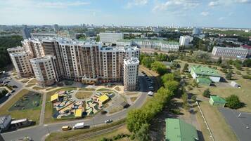 Basic Apartment, 1 Queen Bed, Kitchen (Makaenka, 12g-194) | Terrace/patio