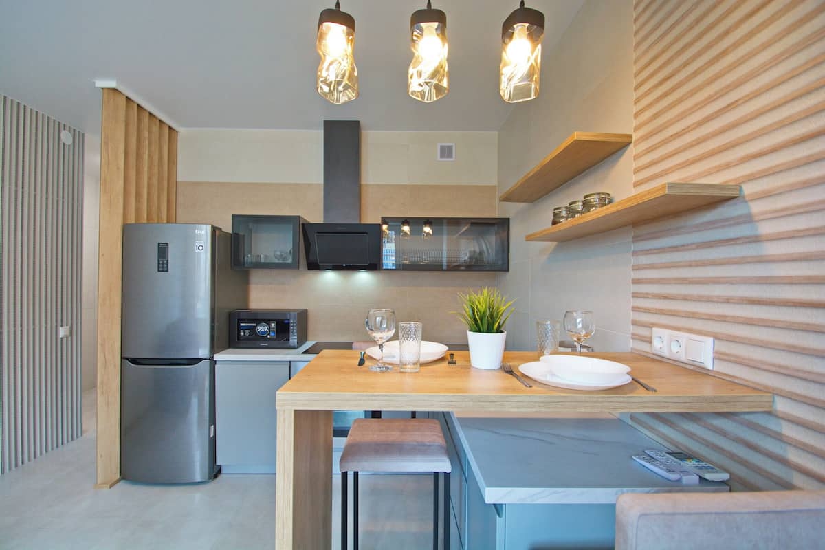 Business Apartment, 1 Bedroom, Kitchen (Nezavisimosti prosp., 88-334) | 1 bedroom, individually decorated, individually furnished