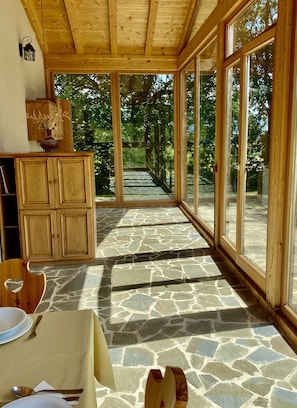 Comfort Apartment, 2 Bedrooms, Garden View | Private kitchenette | Coffee/tea maker, electric kettle - Agriturismo Kebio (Gubbio)