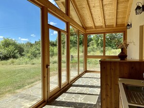 Comfort-Apartment, 2 Schlafzimmer, Gartenblick | Wohnbereich