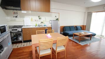 Standard Room, 2 Bedrooms, Non Smoking (2nd Floor, No Elevator) | Living area | Flat-screen TV