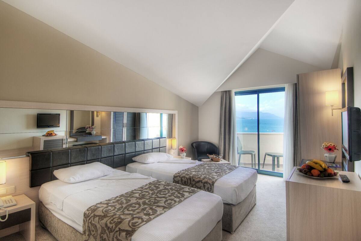 Minibar (free items), in-room safe, desk, blackout drapes