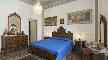 Chambre triple | 1 chambre, literie de qualité, bureau, système d’insonorisation