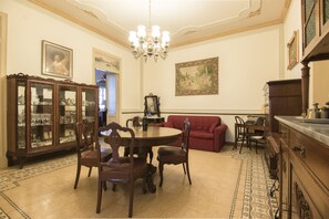 Triple Room | 1 bedroom, premium bedding, desk, soundproofing - B&B Via Roma (Marsala)
