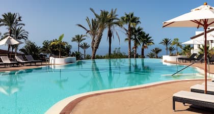 Las Terrazas de Abama Suites