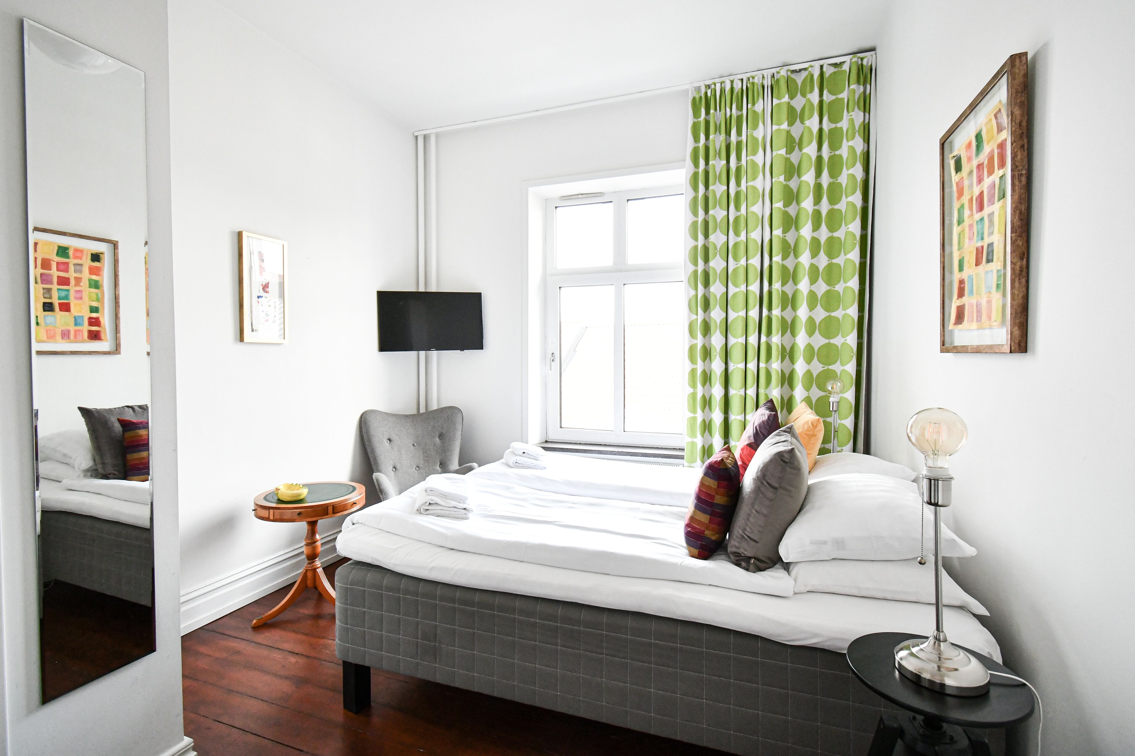 standard double room | free wifi, bed sheets