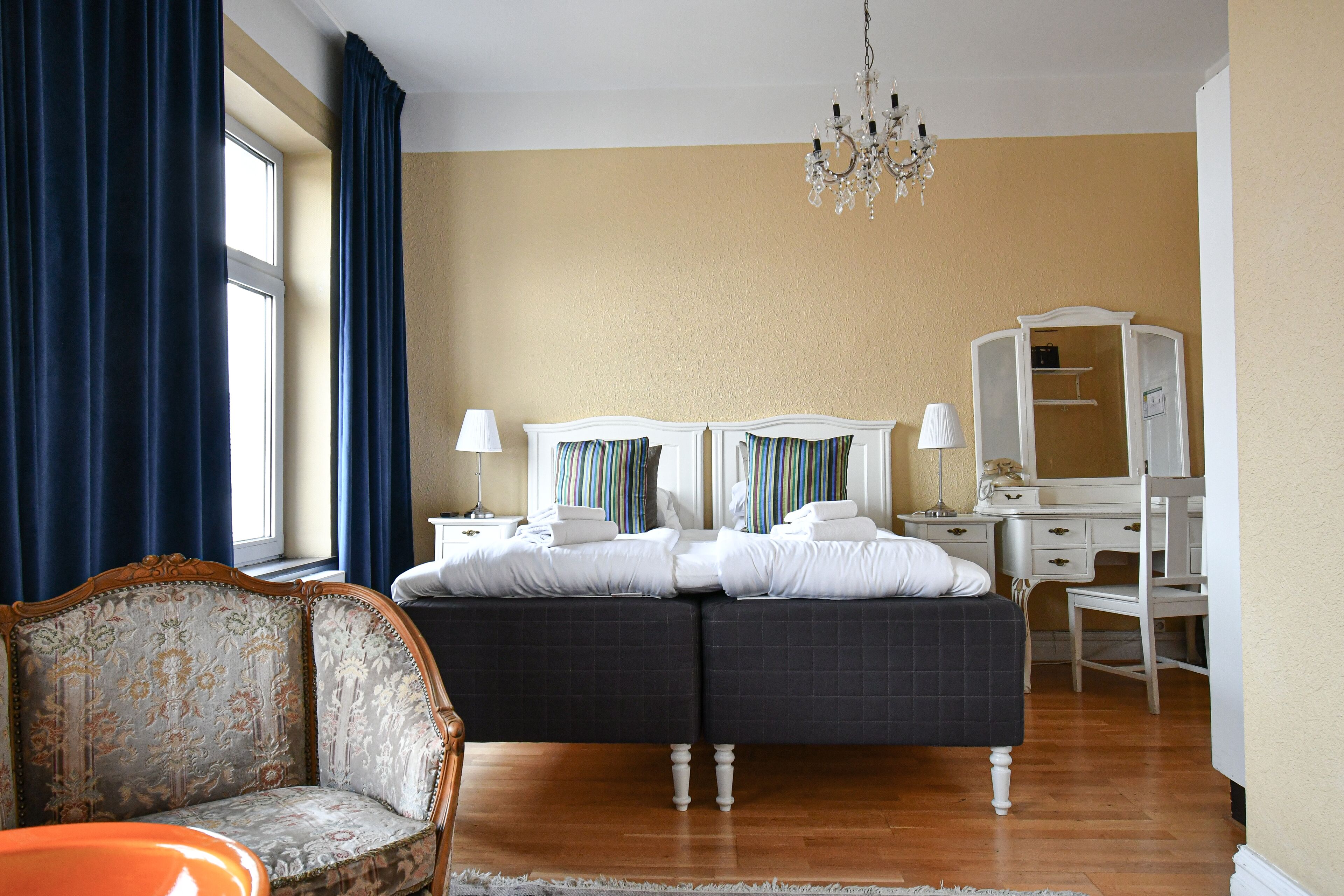 superior double room | free wifi, bed sheets