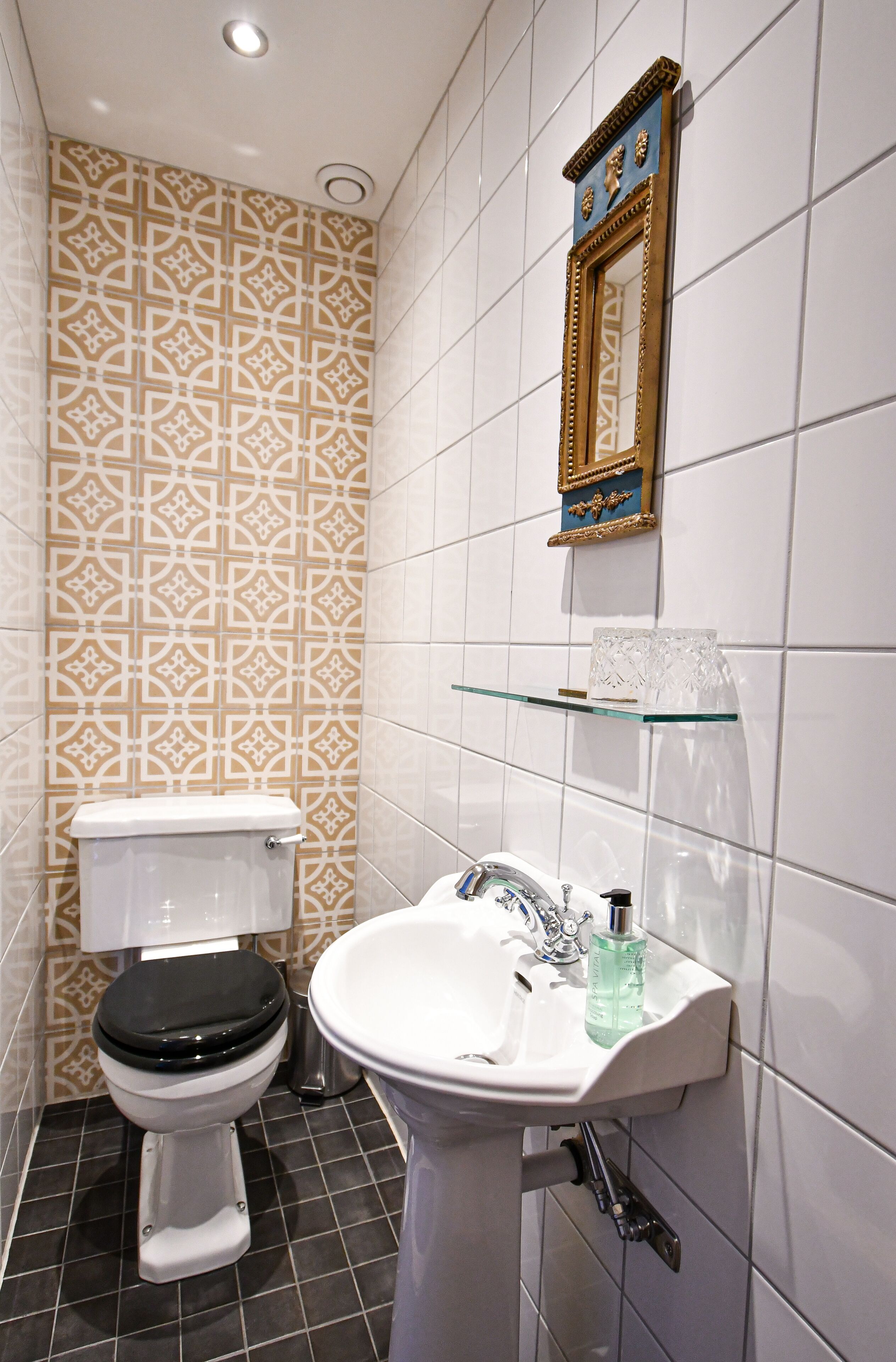 superior double room | bathroom | shower, hair dryer, towels