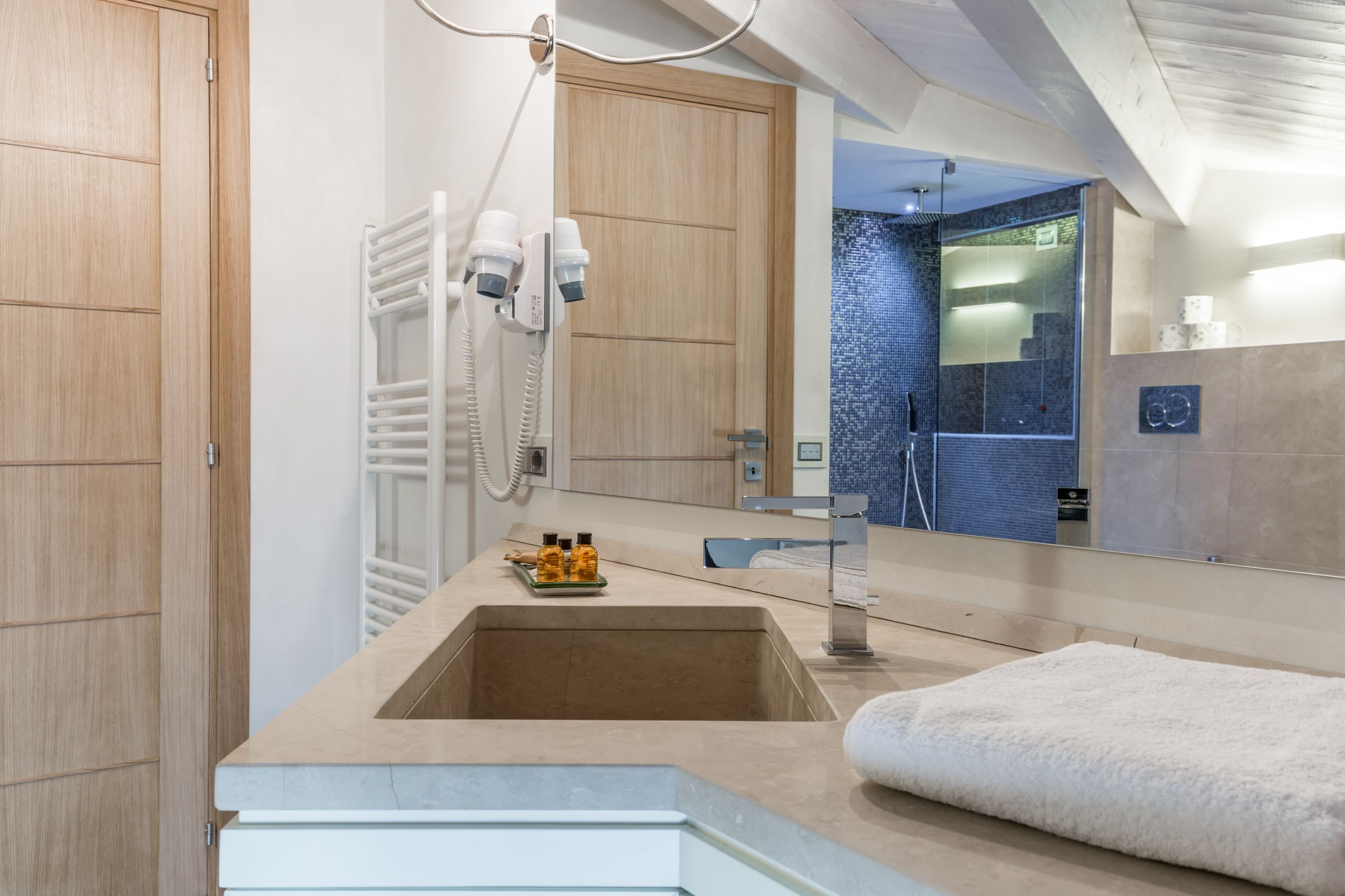 superior apartment, 1 bedroom (cunzulu) | bathroom sink