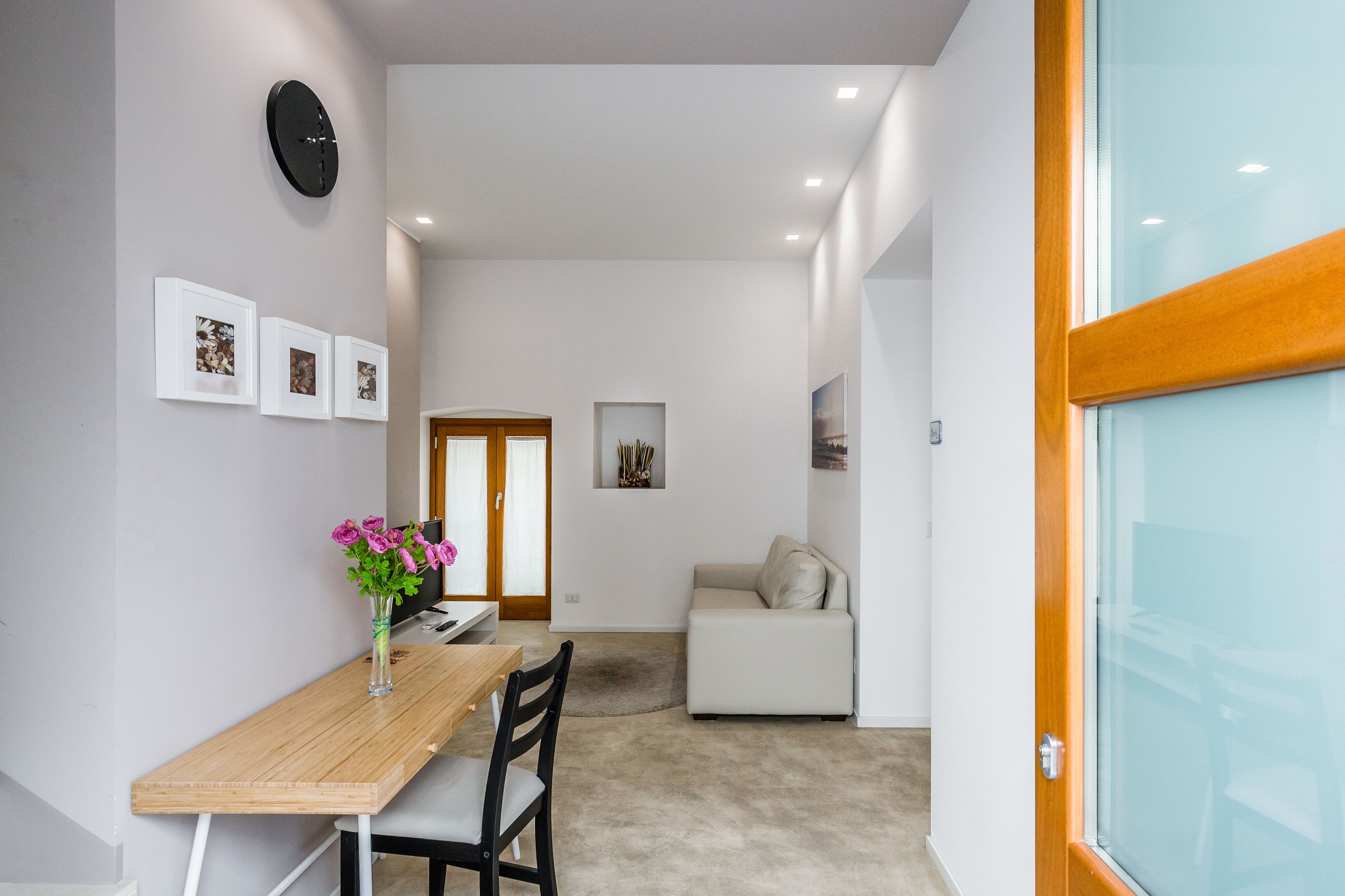 standard double room (casa pascucci) | minibar, desk, soundproofing, free wifi